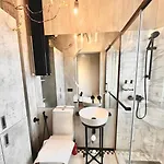 Terrace View Downtown 아파트