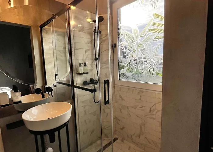 Terrace View Downtown *